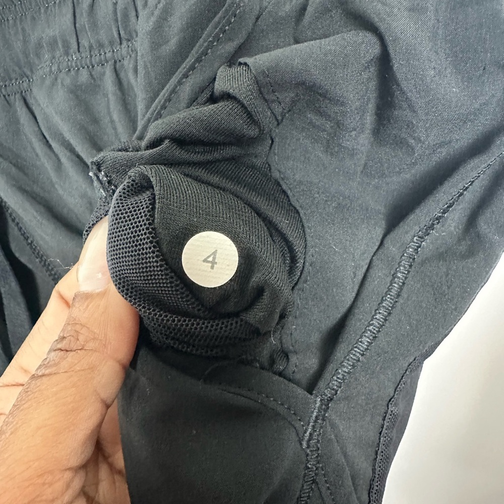 Lululemon Tearaway Pant Black size 4 - Picture 9 of 12
